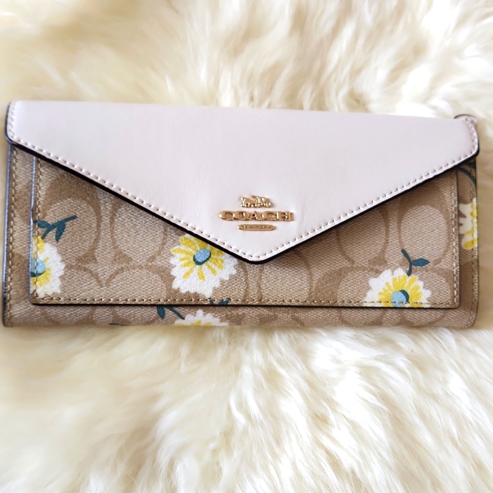 NWOT Coach Daisy Signature Khaki Long Envelope Wallet 🌼🎁 - Picture 16 of 16